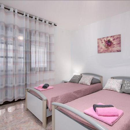 Apartment Palma Pula Extérieur photo