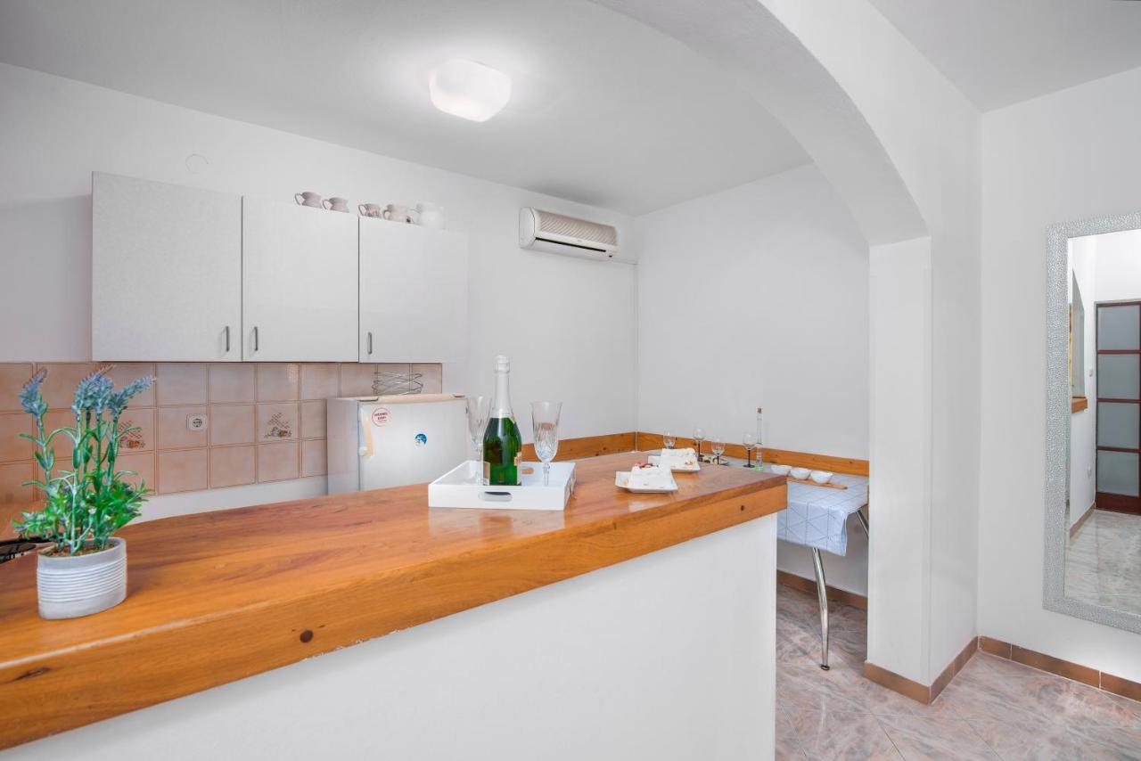 Apartment Palma Pula Extérieur photo