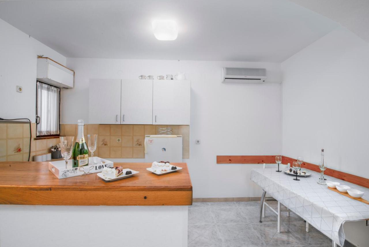 Apartment Palma Pula Extérieur photo
