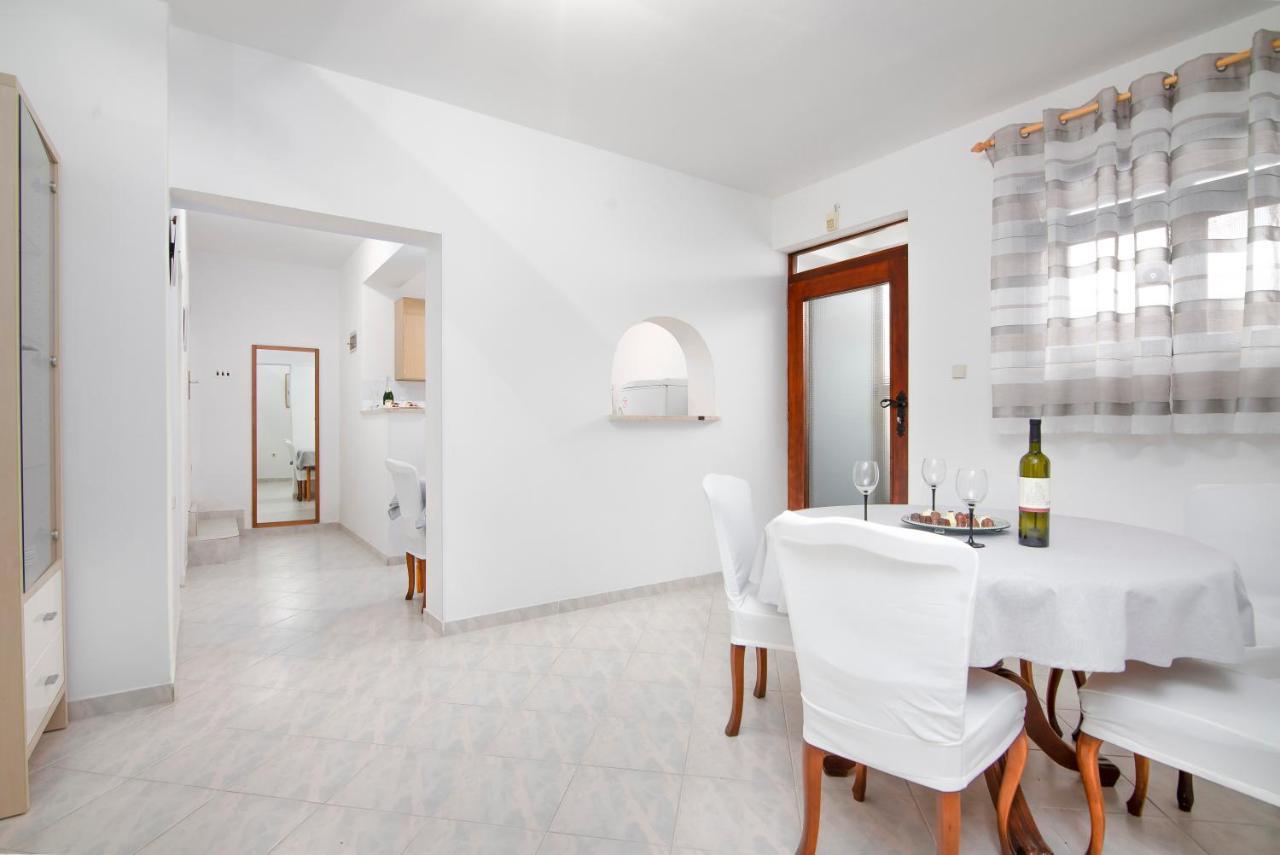 Apartment Palma Pula Extérieur photo