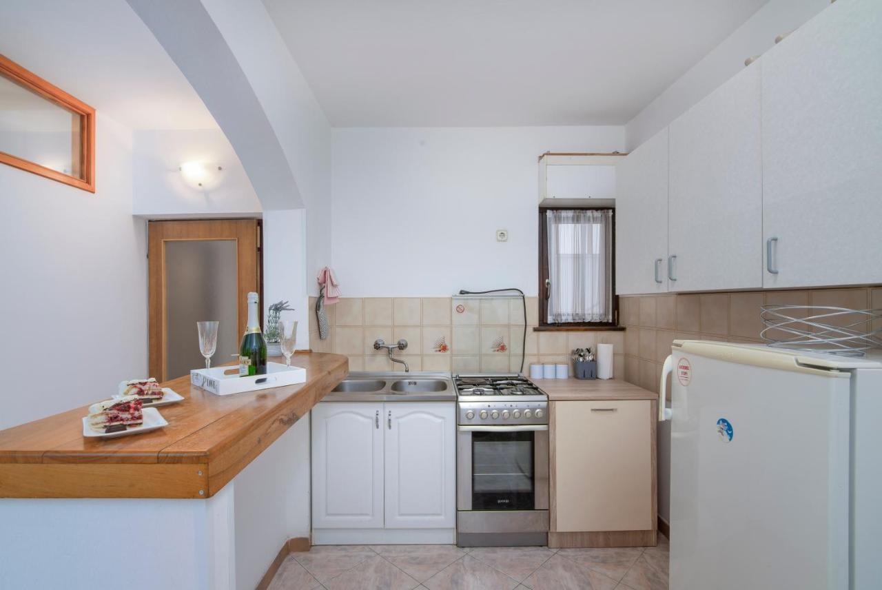 Apartment Palma Pula Extérieur photo